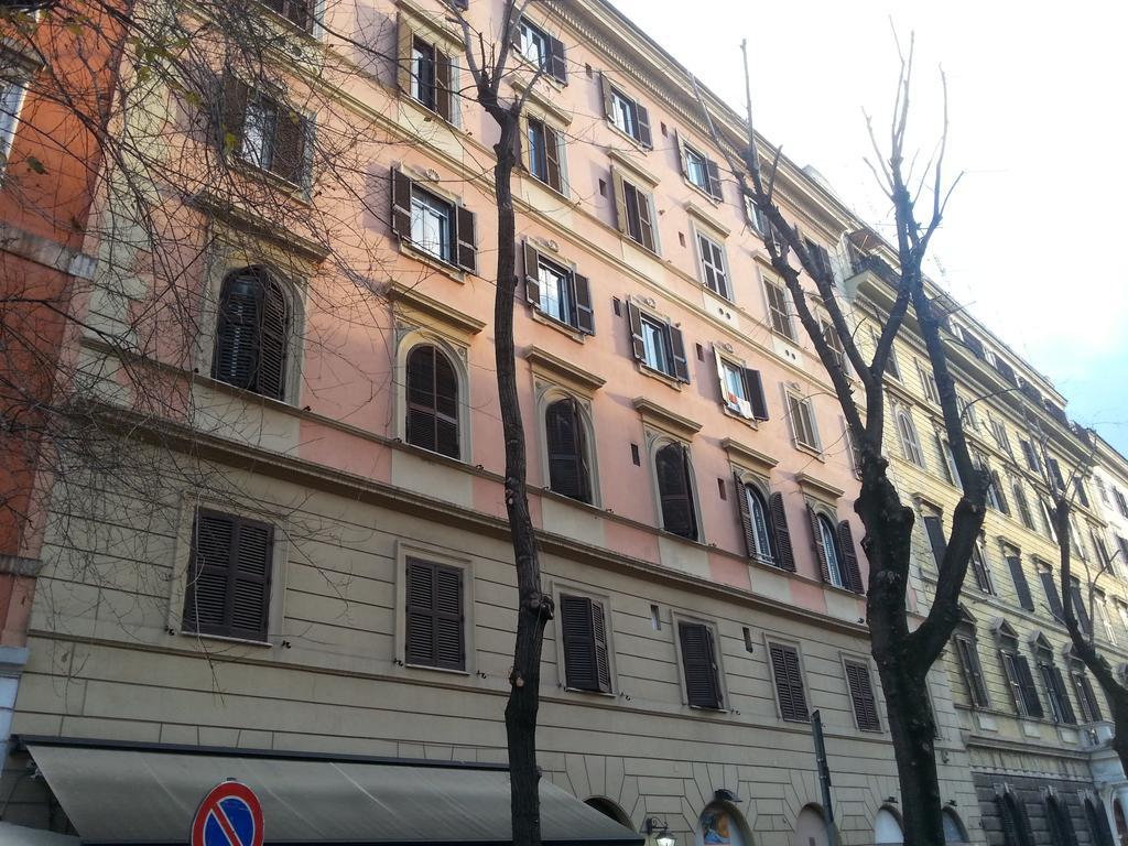 Apt Central Manzoni Рим Номер фото