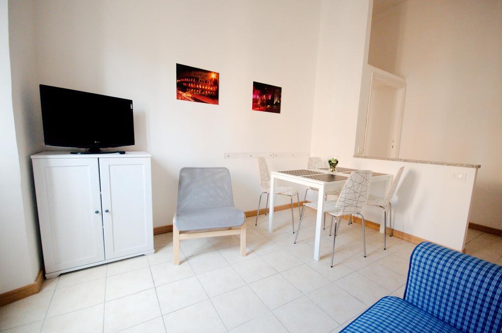 Apt Central Manzoni Рим Номер фото